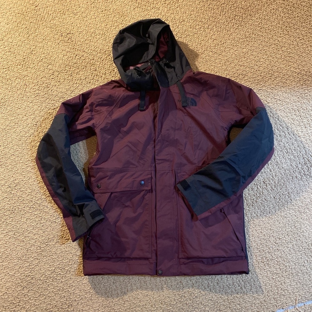 The North Face Mens Snow Jacket